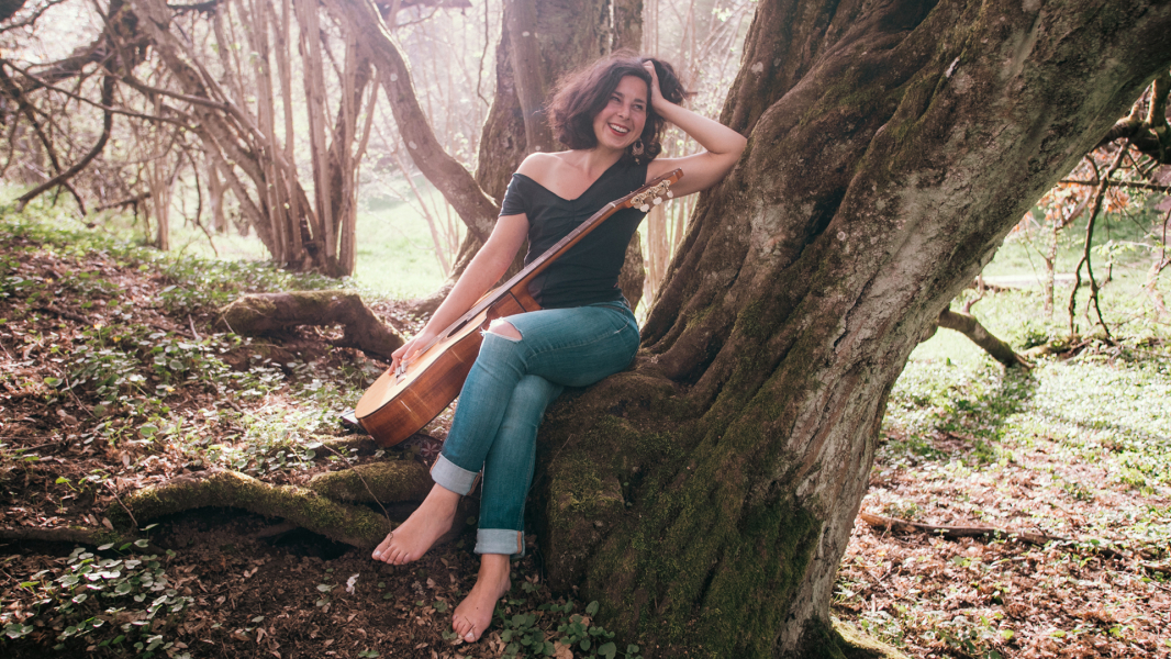 2025_Paula Linke_KUESSE1_KristinNeubecker_16-9