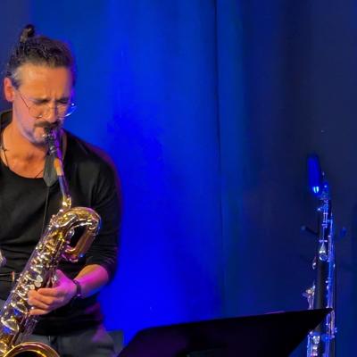 Pxl 20250829 190403957