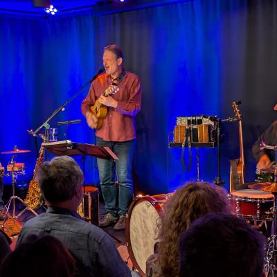 Pxl 20250511 175111268.mp