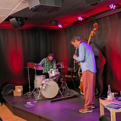 Pxl 20250426 103256918.mp