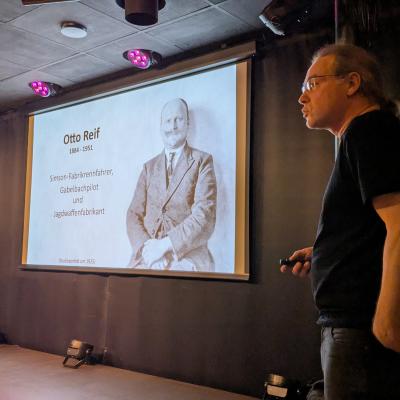 Pxl 20250404 190749404.mp